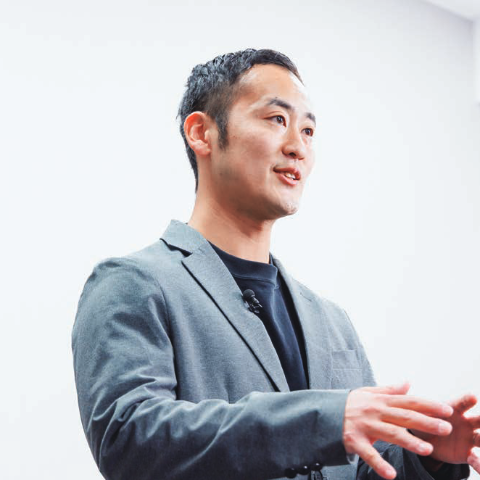 岡野 友輝さん
